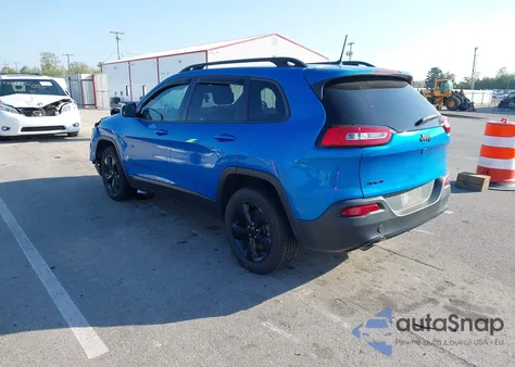 2018 Jeep Cherokee Latitude 4X4 z USA, uszkodzony, nr VIN 1C4PJMCB3JD588499